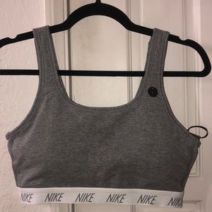 NEW Nike Woman’s Padded Sports Bra